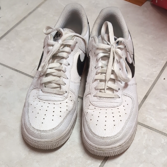 Nike Air Force 1 White and Black Sneakers - Picture 1 of 8